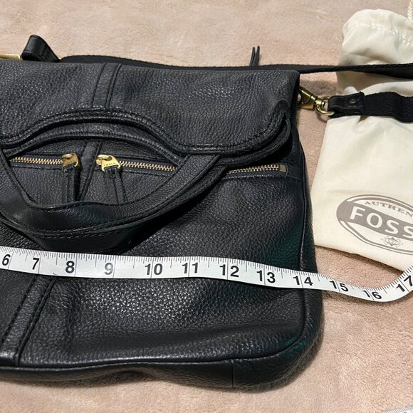 Large Fossil Erin crossbody fold over purse Black pebble leather dust bag includ - Picture 13 of 16